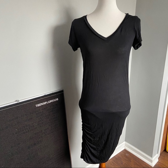 Prana Black Short Sleeve V-Neck Ruched Dress - Picture 2 of 6